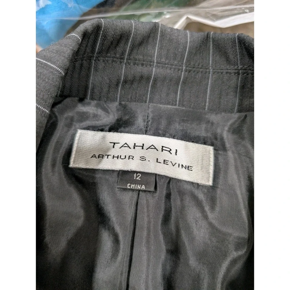Tahari Arthur S. Levine 3pc Black Pinstripe Suit 12 Pants Blazer Tank Career Set